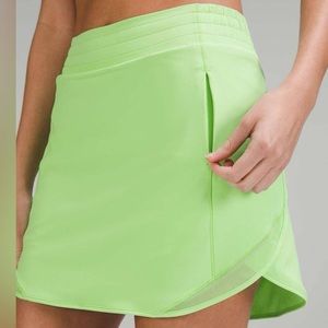 Lululemon Hotty Hot HR Skirt *Long size 6 color: green